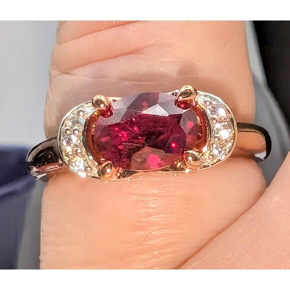 Eterno Rose Gold 925 Sterling Bella Luce Remy Cut Lab Ruby & White CZ Ring Sz 8 - Picture 1 of 9